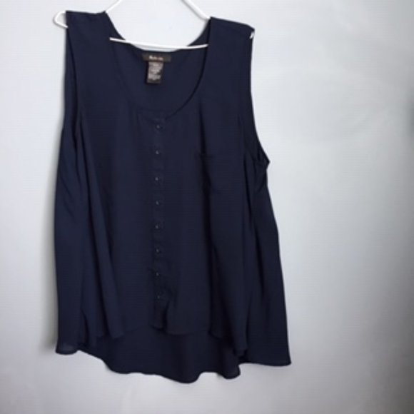 STYLE & CO. SLEEVELESS BLOUSE.  Size XL.  Color Dark Blue. - Picture 1 of 3